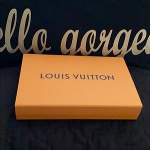 Louis Vuitton box